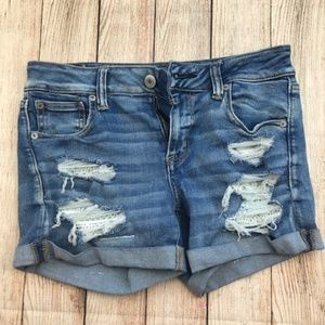 AE Midi Super Stretch Distressed Shorts Size 10